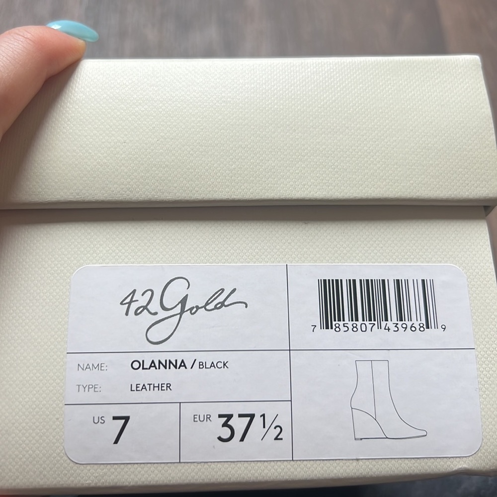42 Gold Olanna Boot - Picture 7 of 7